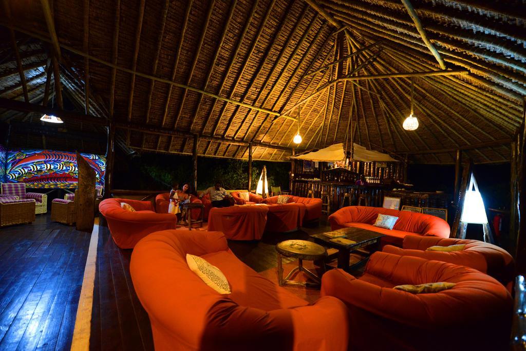 Simply Saadani Camp, A Tent With A View Safaris Mkwaja Εξωτερικό φωτογραφία